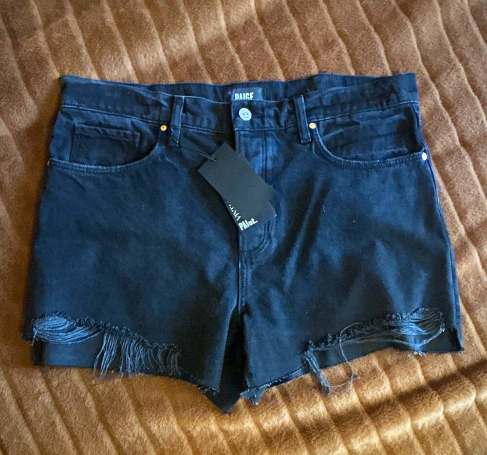 PAIGE Vintage Asher Short W/Uneven Hem Fade to Black Destructed Mid Rise Size 33